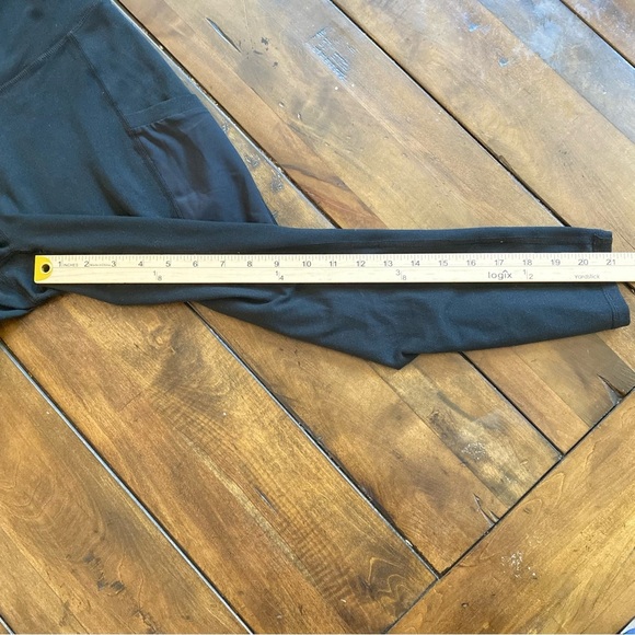 Powerhold Fabletics Medium High-Waisted Athletic Yoga Leggings - Picture 3 of 9